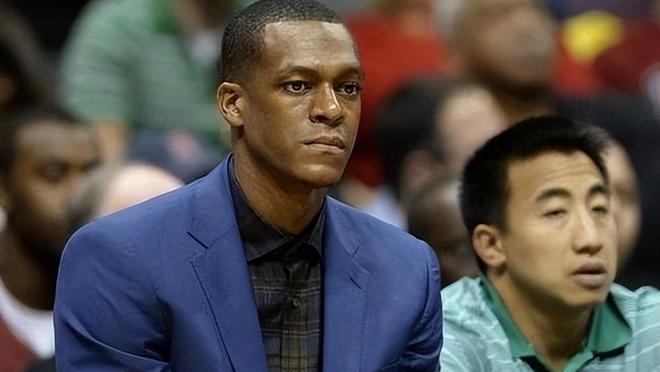 NBA球队突然决定更换主教练，引发球迷热烈讨论
