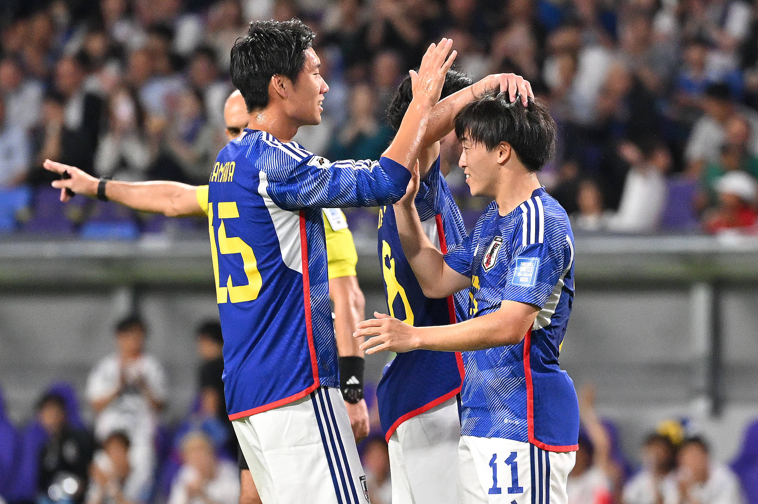 日本足球俱乐部成功晋级下一轮比赛