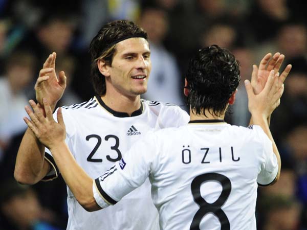 德国大胜土耳其,小组战绩不断攀升 德国大胜土耳其,小组战绩不断攀升