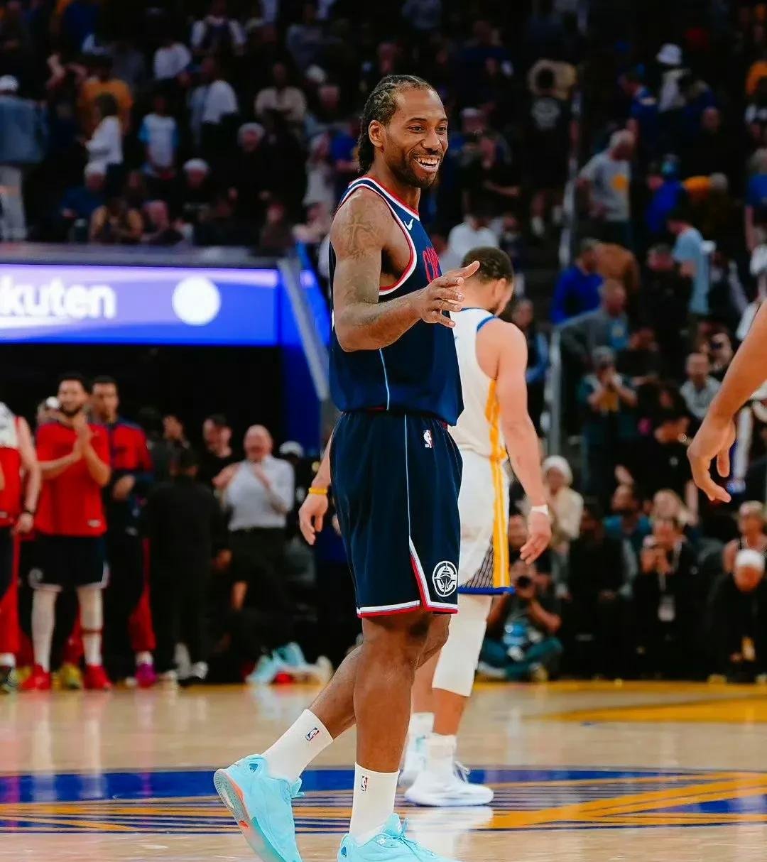 独行侠力克湖人,伦纳德统治全场的简单介绍 独行侠力克湖人,伦纳德统治全场的简单介绍